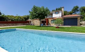 CASA TARRIO - 3 quartos com piscina